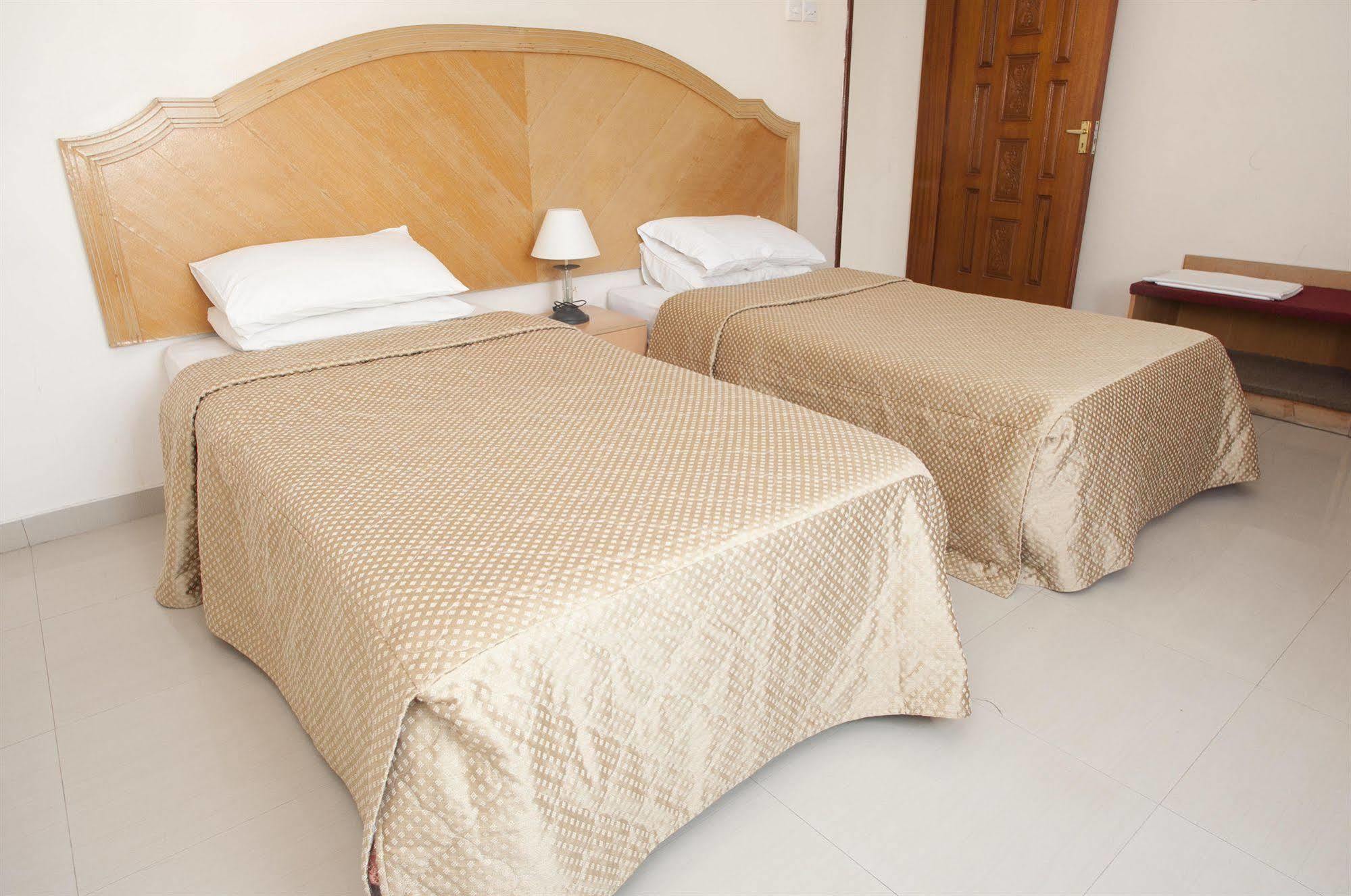 Nuzha Aparthotel *